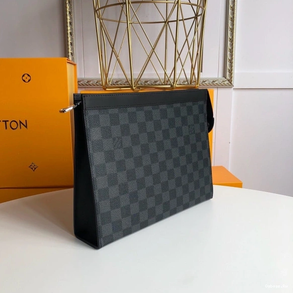 CHANELutch Louis Vuitton M41696 0331